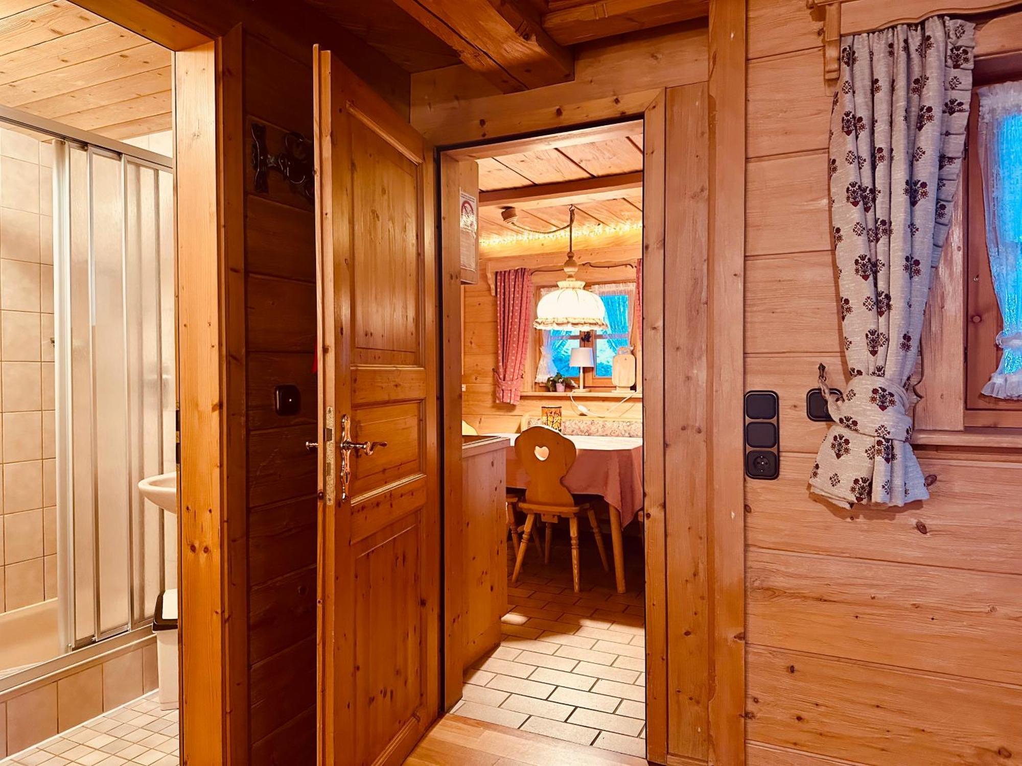 Almbruennerl Almhuette Auf Der Raffner Alm Vakantiehuis