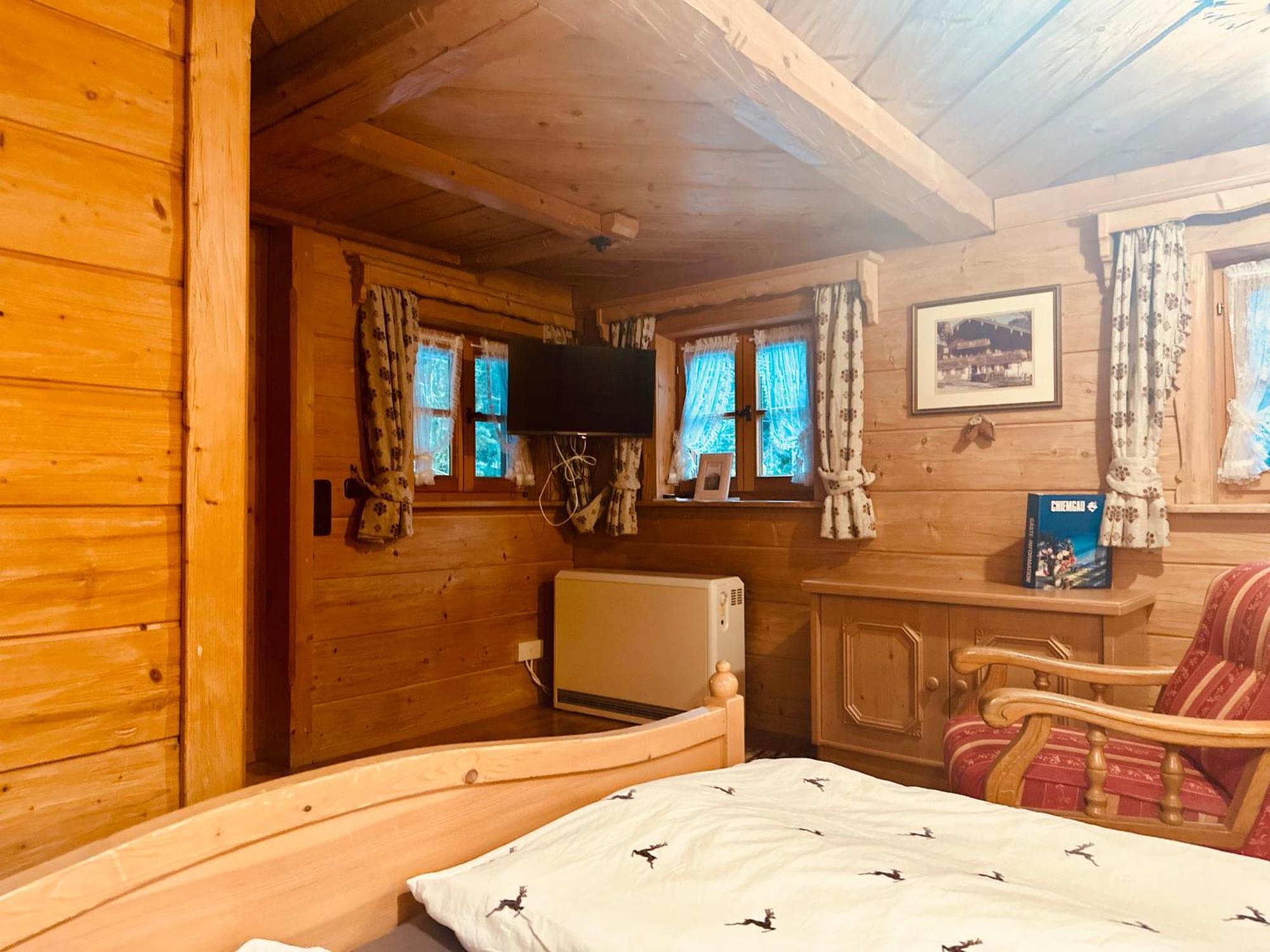 Almbruennerl Almhuette Auf Der Raffner Alm Holiday home Ruhpolding